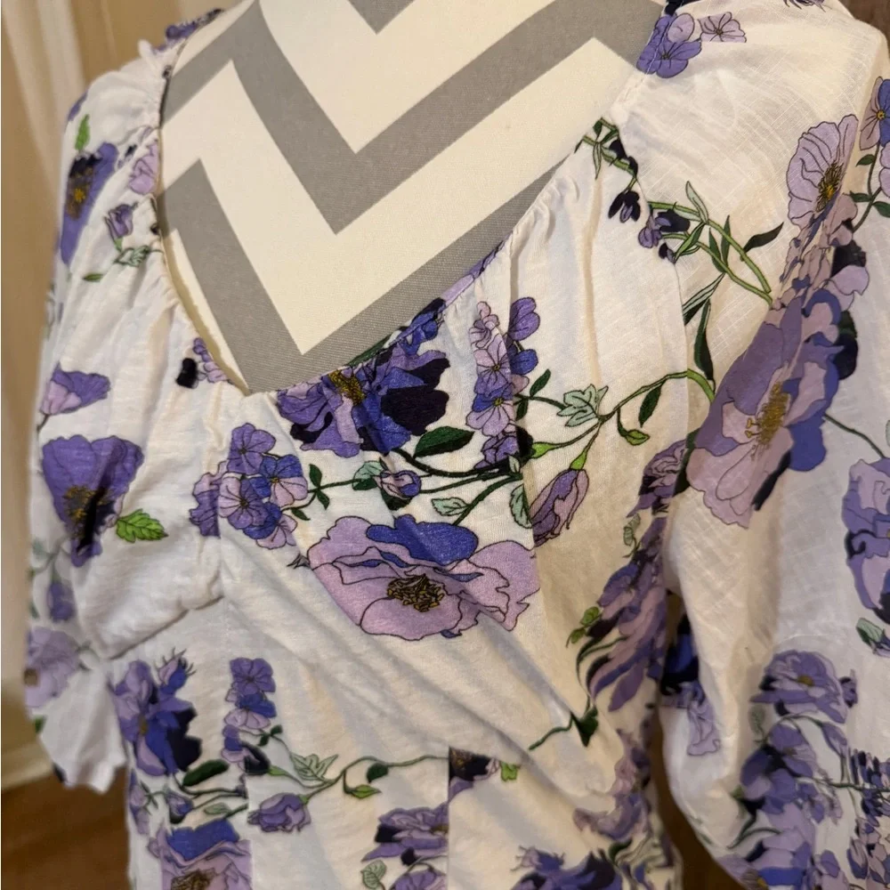 Anthropologie White Purple Floral Sweetheart VNeck Puff Sleeve Blouse Lg petite
